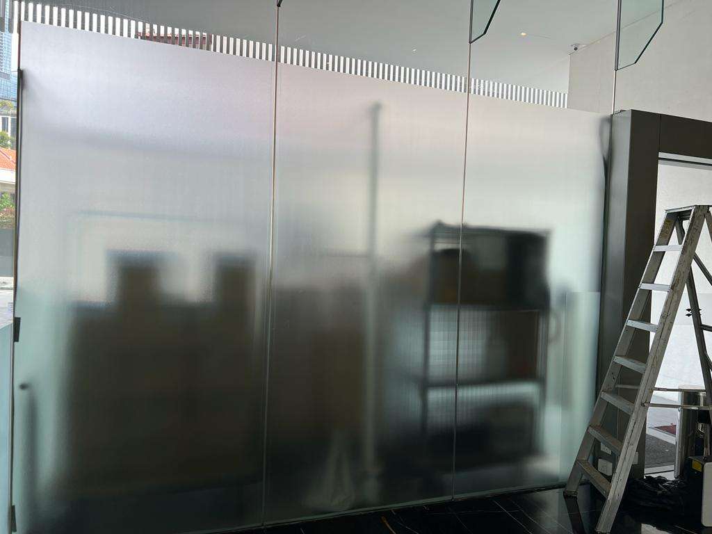 รับติดสติ๊กเกอร์ฝ้า